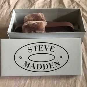 ADORABLE STEVE MADDEN MAUVE SLIDES (NEVER WORN)!!!